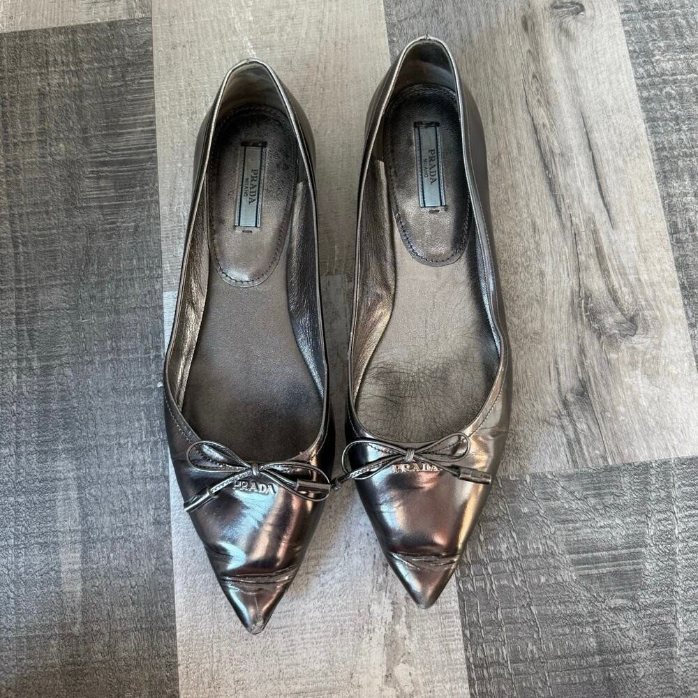 Authentic Prada Pointed Toe Ballet Flats Size 38 (US 7.5)